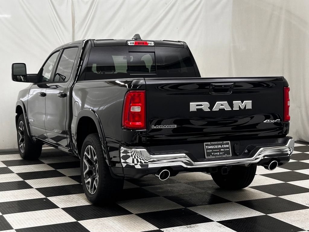 New 2026 RAM 1500 Laramie w/ Trailer Tow Group AWD/4WD image 5