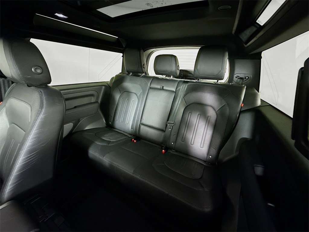 Used 2022 Land Rover Defender 90 X-Dynamic S image 27