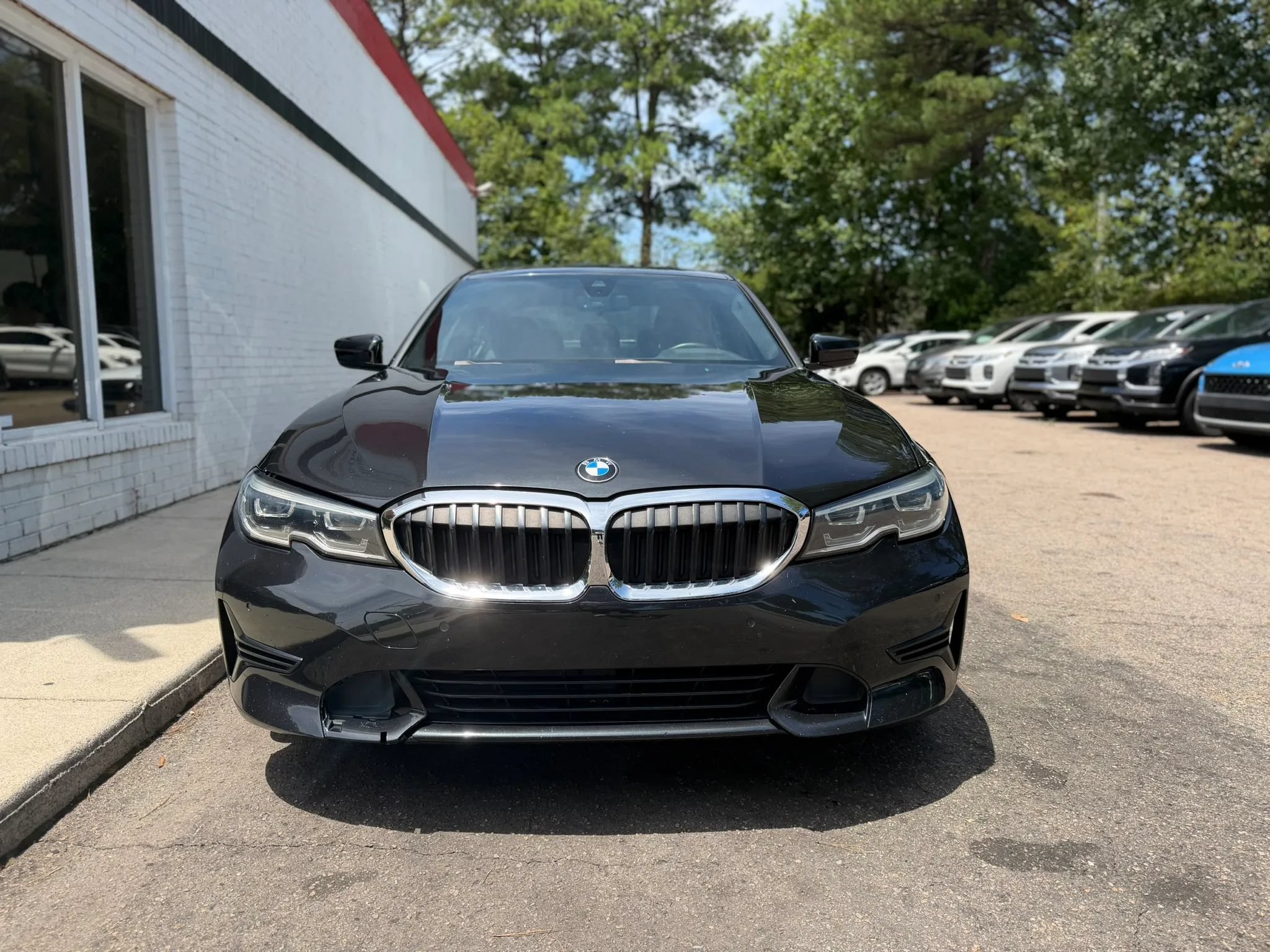 Used 2019 BMW 330i Sedan w/ Convenience Package RWD image 3