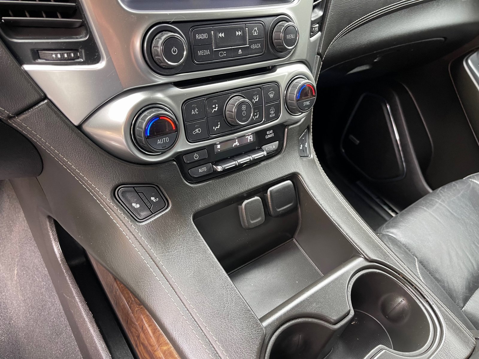 Used 2019 Chevrolet Tahoe LT image 29