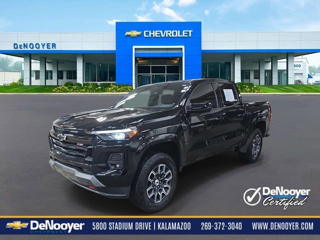 Used 2023 Chevrolet Colorado Z71 w/ Z71 Convenience Package 2