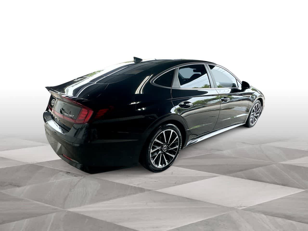 Used 2022 Hyundai Sonata Limited w/ Cargo Package FWD image 8