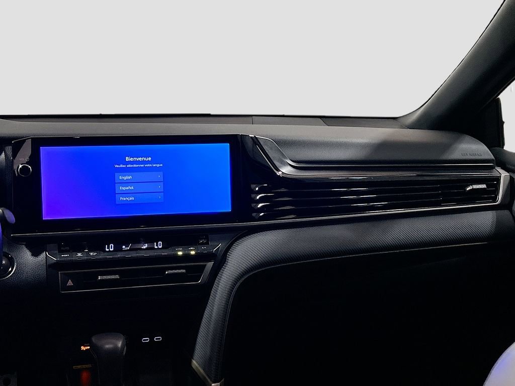 Used 2025 Toyota Camry SE FWD image 20