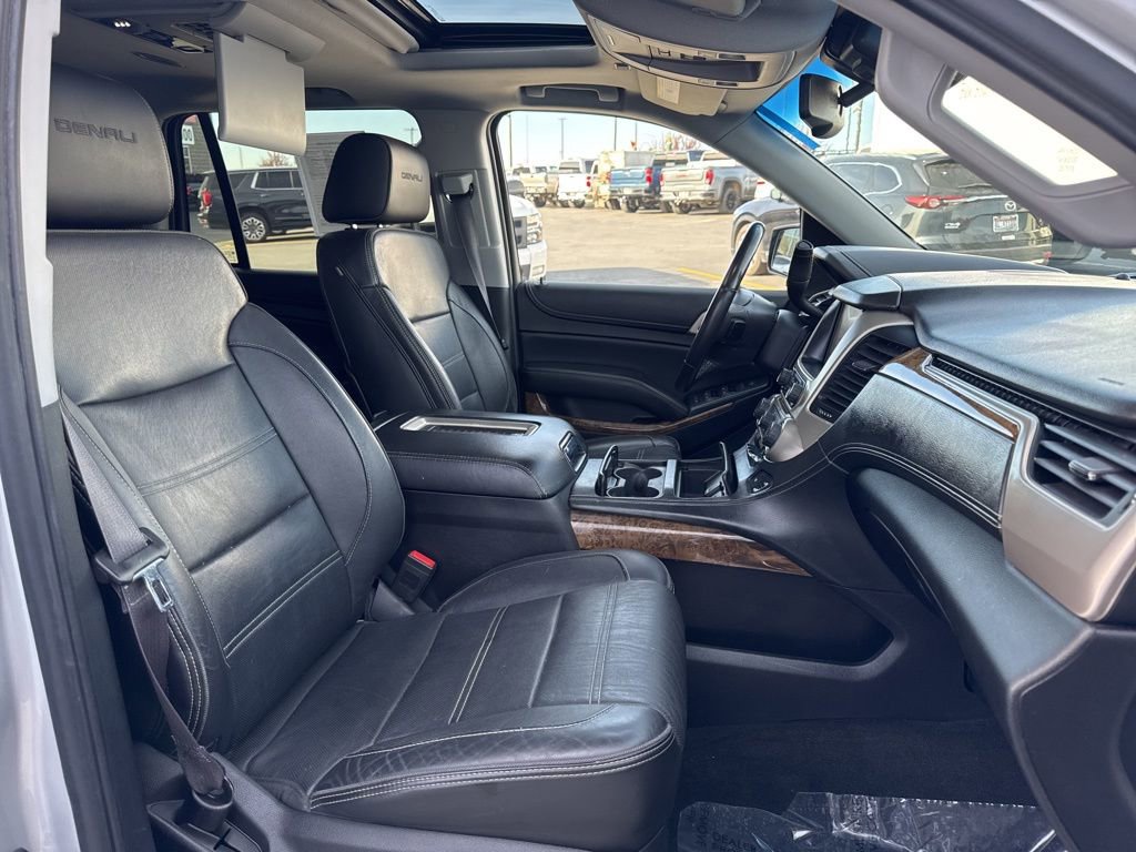 Used 2015 GMC Yukon Denali w/ Premium Package image 42