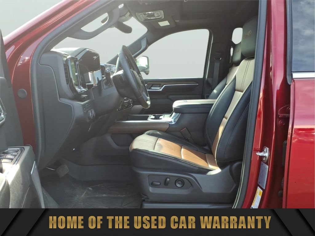 Used 2025 Chevrolet Silverado 3500 High Country w/ Technology Package AWD/4WD image 15