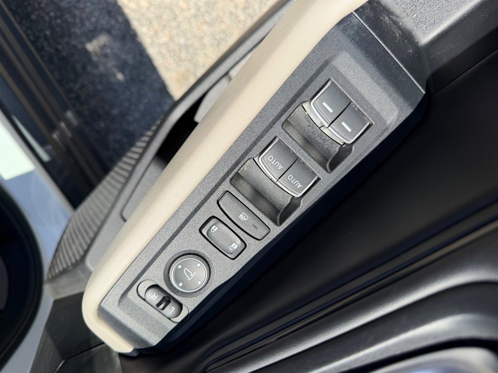 Used 2023 Honda Accord EX image 12