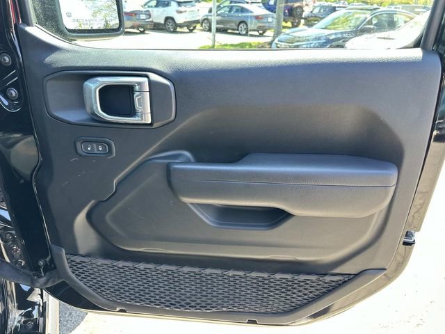 Used 2023 Jeep Gladiator Rubicon w/ LED Lighting Group image 9