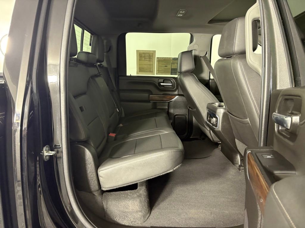 Used 2022 GMC Sierra 3500 SLT w/ SLT Premium Package image 35