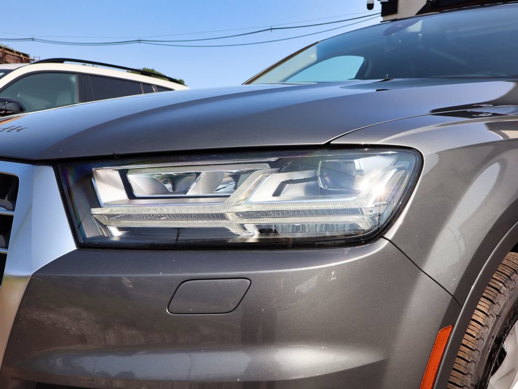 Used 2017 Audi Q7 3.0T Premium Plus AWD/4WD image 11