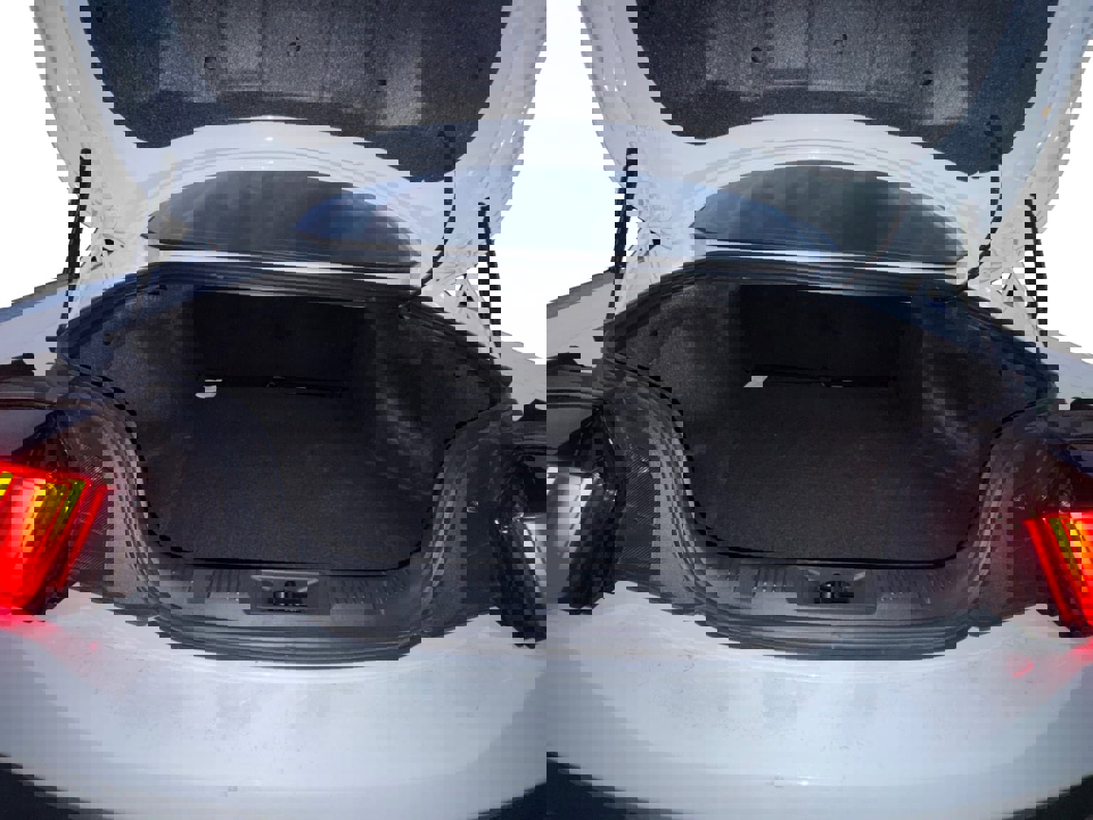 Used 2025 Ford Mustang GT Premium image 18