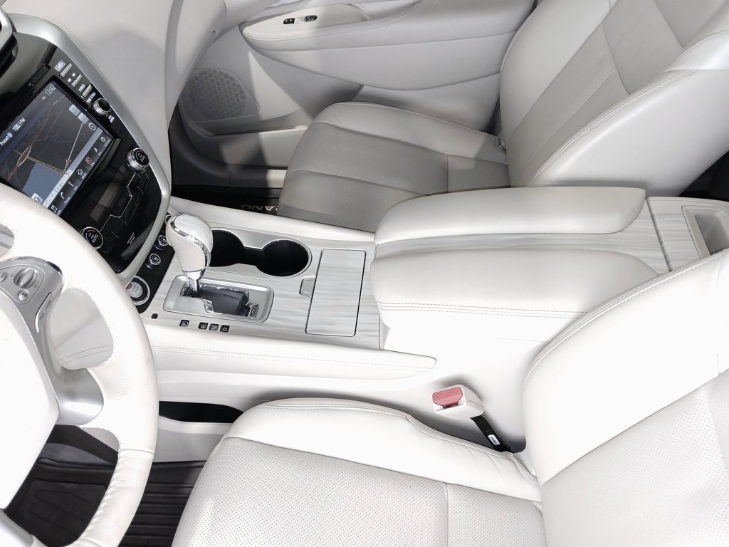 Used 2017 Nissan Murano Platinum w/ Platinum Technology Package image 18