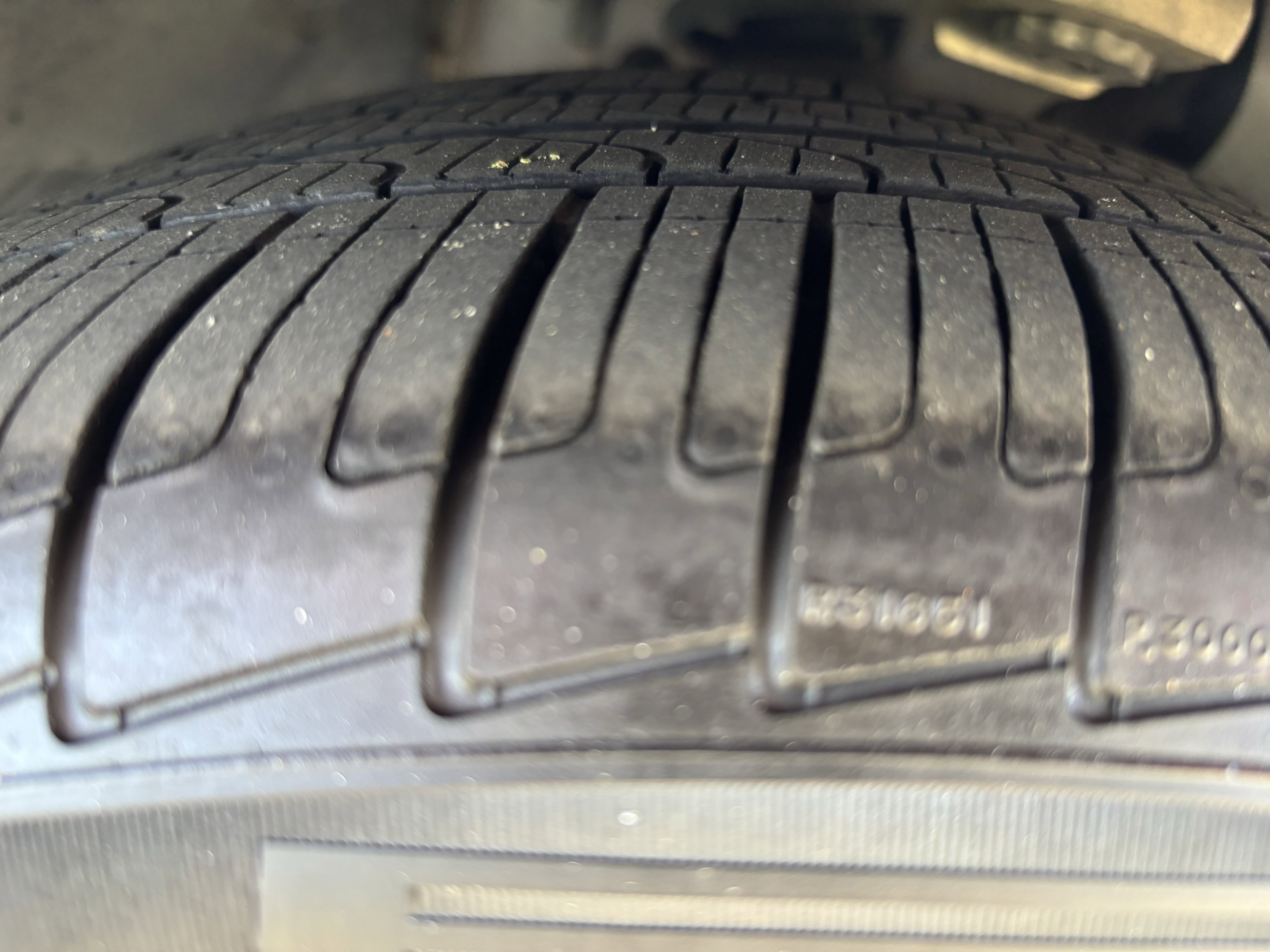 Used 2018 Mercedes-Benz E 300 image 12