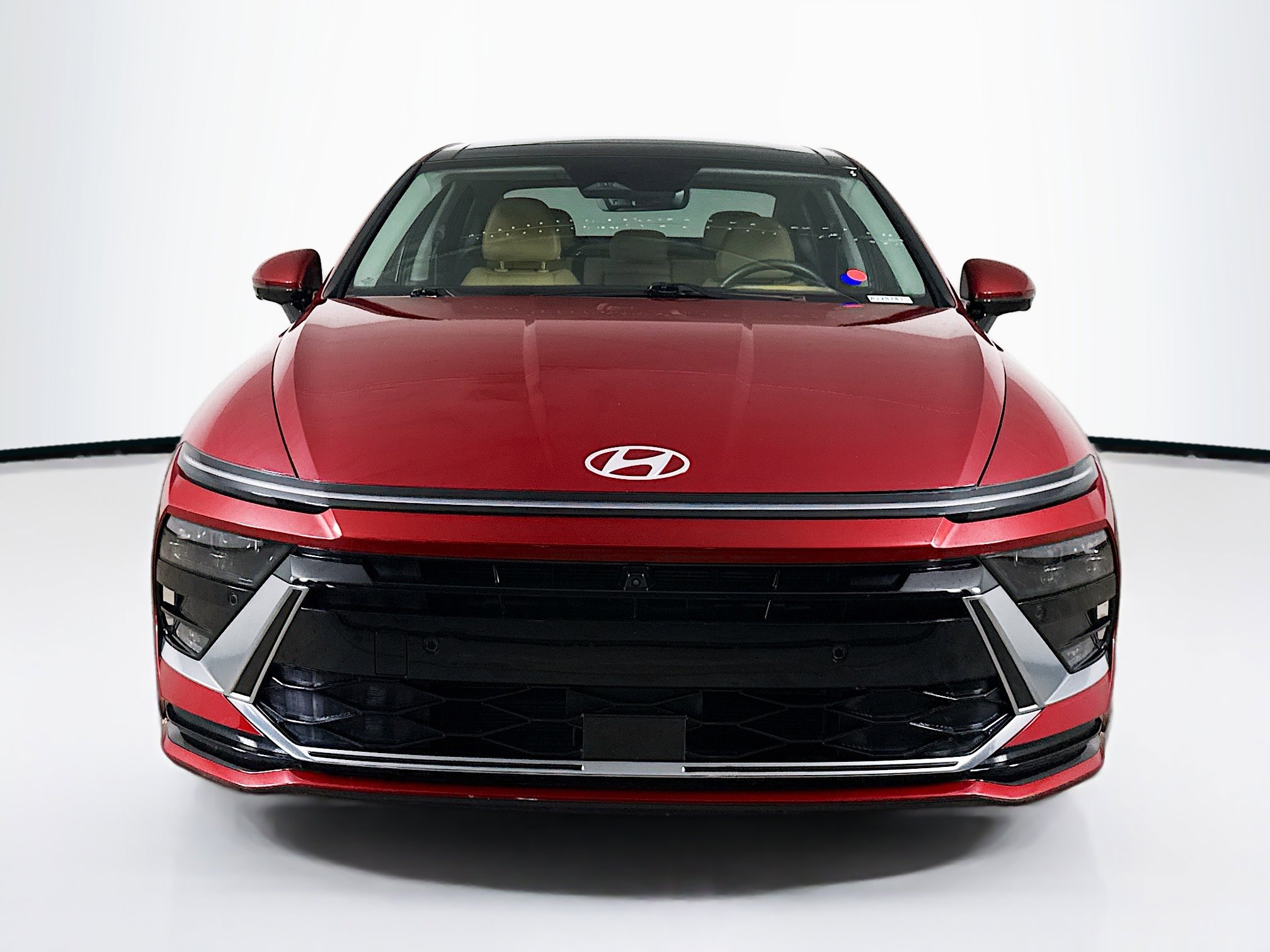 Used 2025 Hyundai Sonata Limited FWD image 3