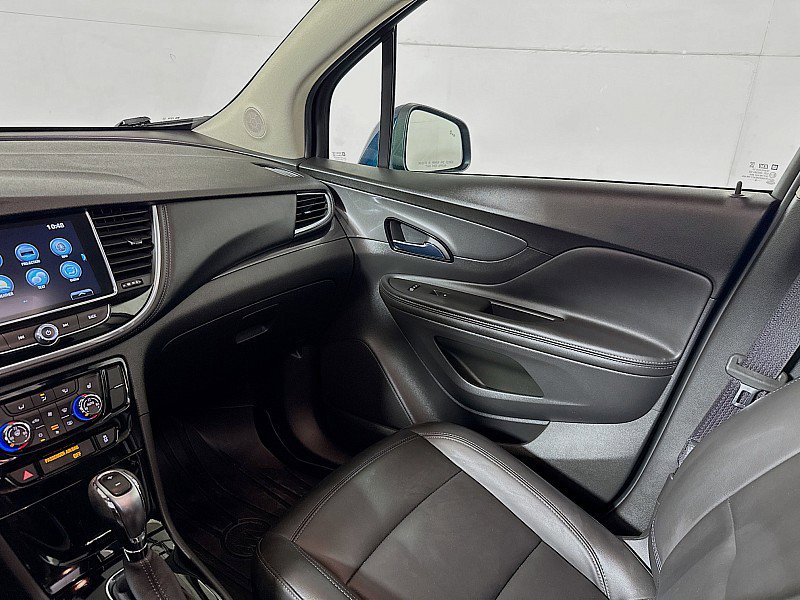 Used 2020 Buick Encore Essence w/ Experience Buick Package AWD/4WD image 25