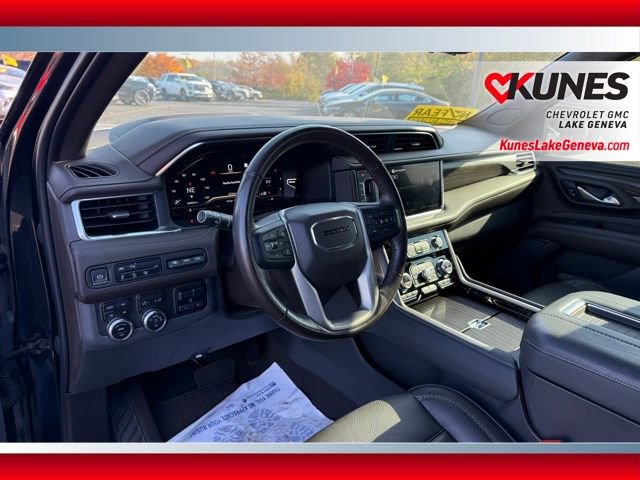 Used 2022 GMC Yukon Denali w/ Denali Premium Package image 32