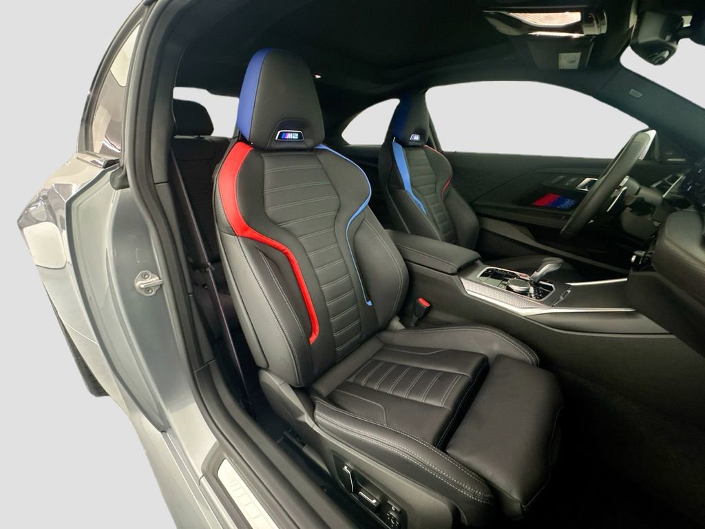 Used 2025 BMW M2 RWD image 31