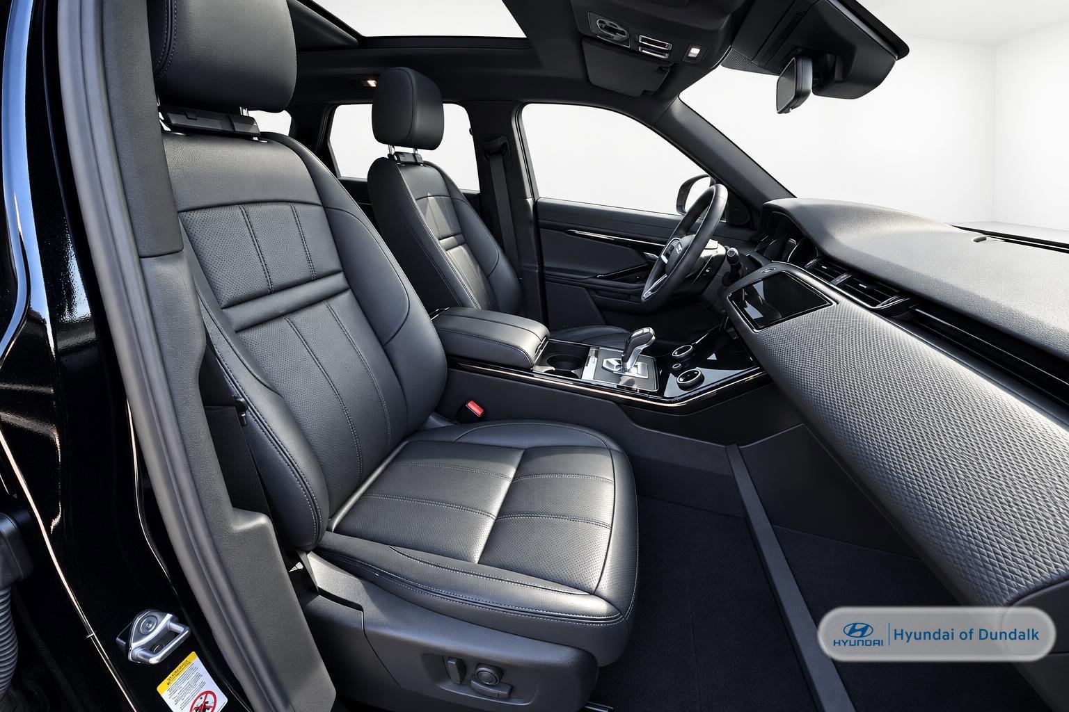 Used 2023 Land Rover Range Rover Evoque R-Dynamic S AWD/4WD image 8