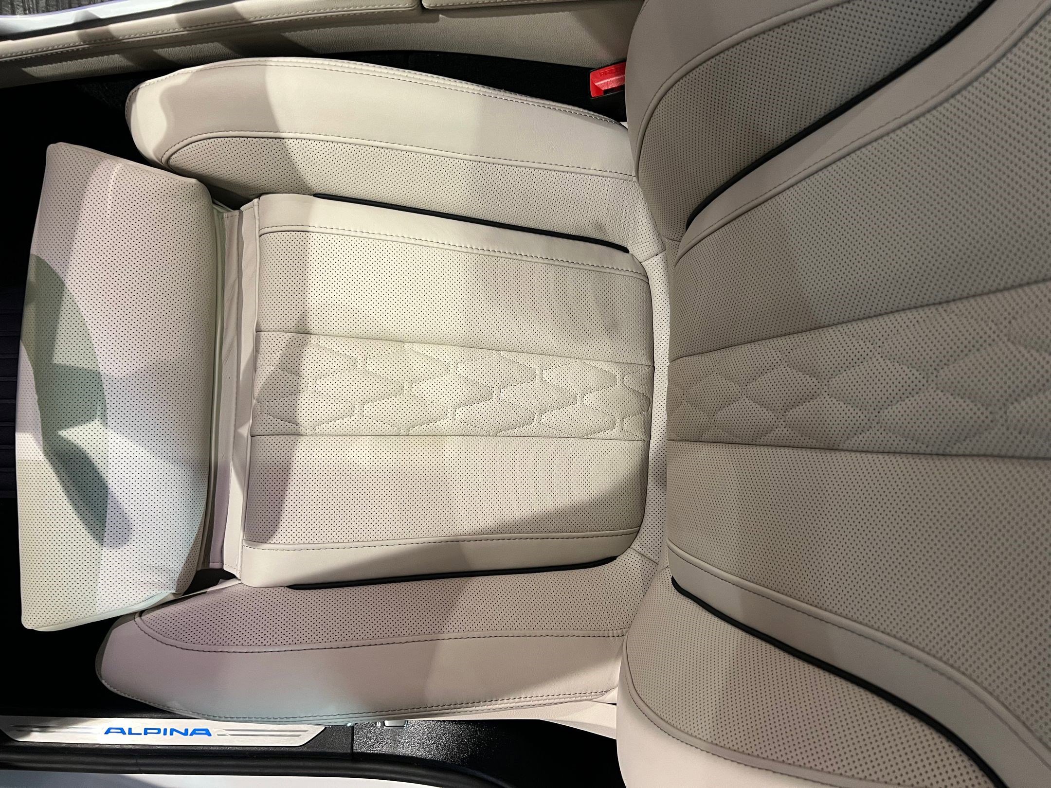 New 2026 BMW ALPINA XB7 image 24