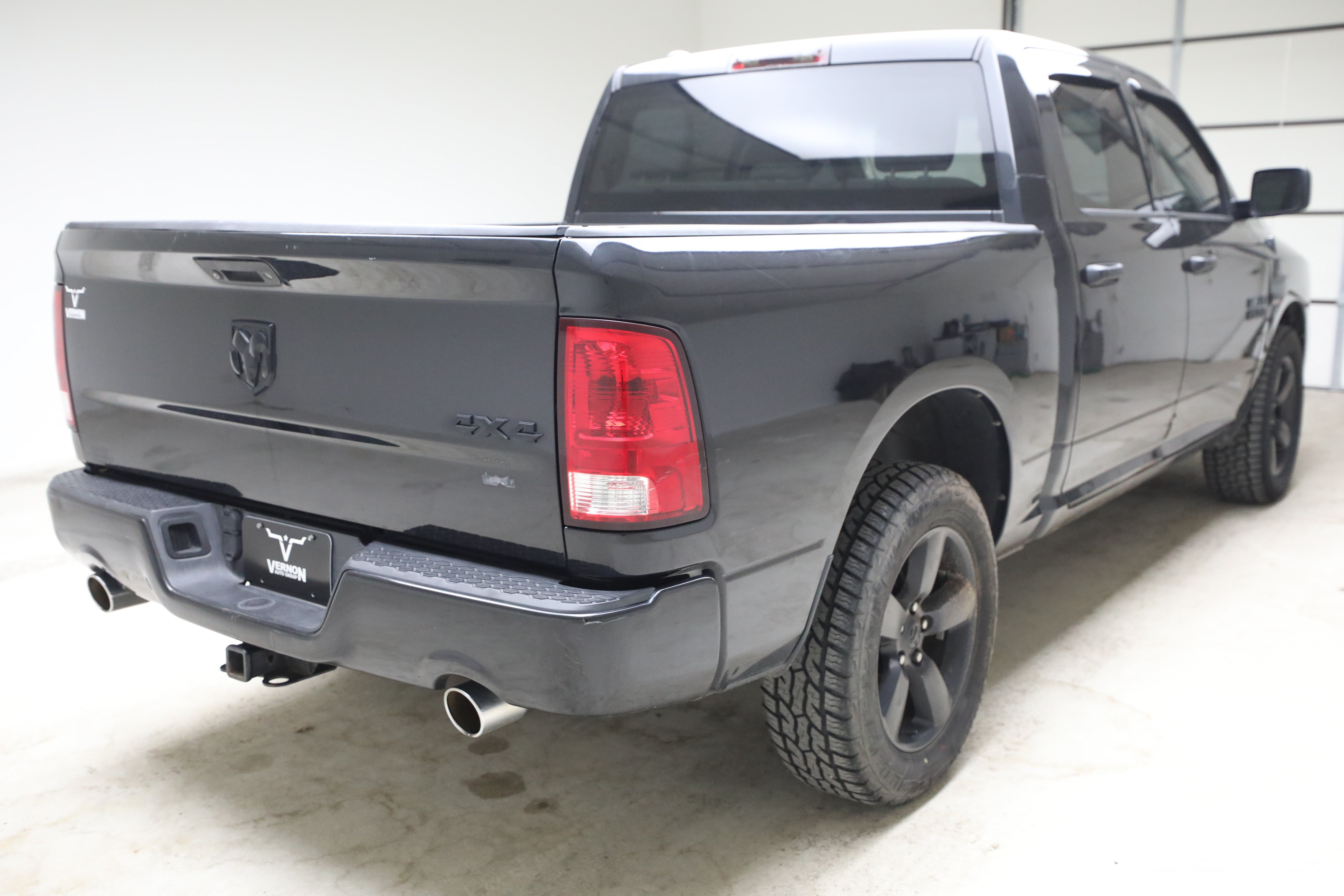 Used 2016 RAM 1500 ST AWD/4WD image 5