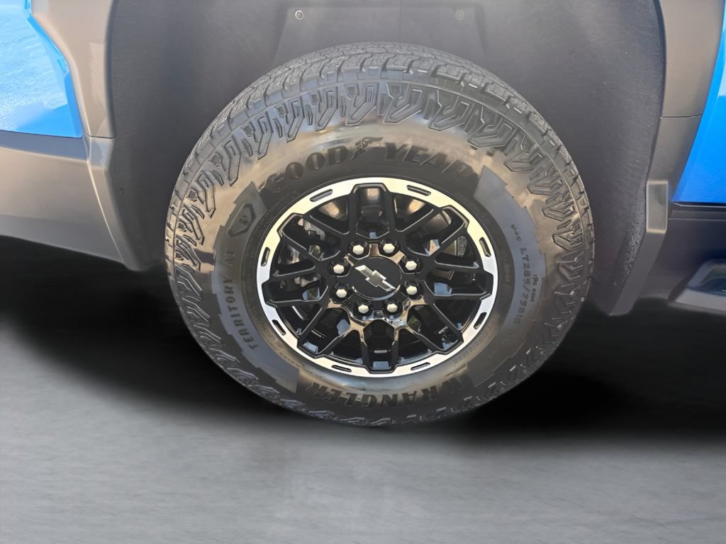 Used 2026 Chevrolet Silverado EV Trail Boss AWD/4WD image 34