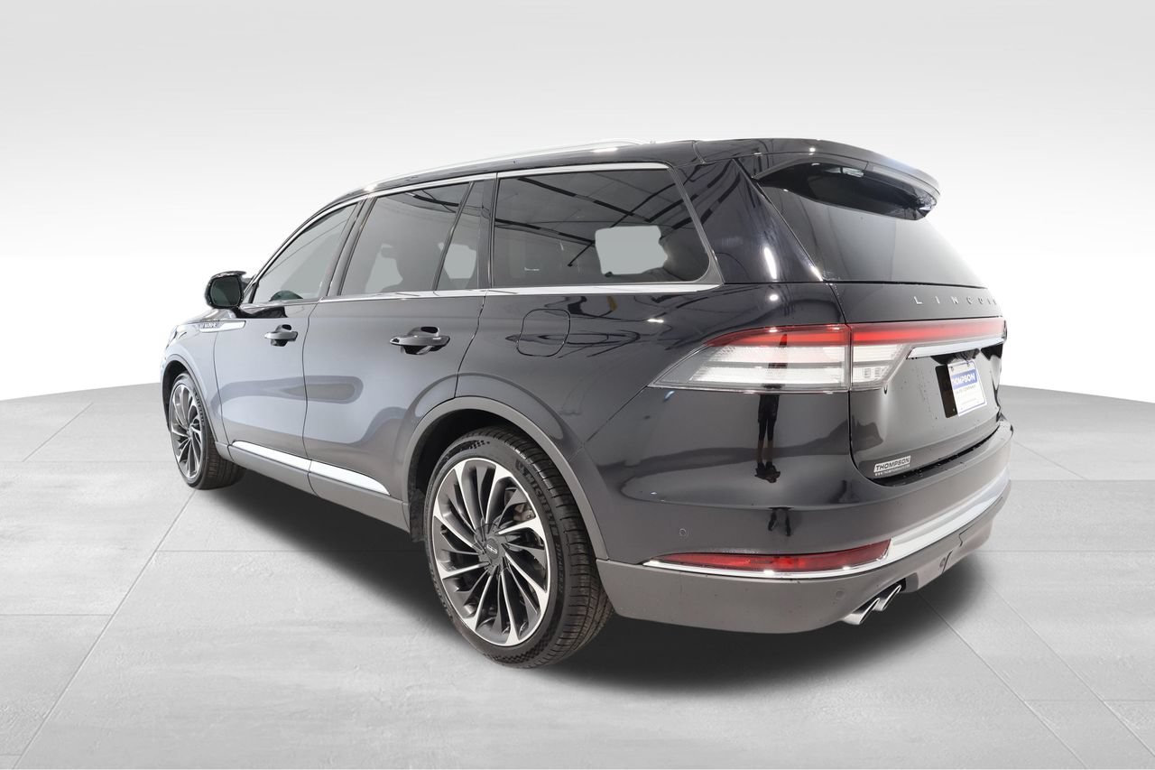 Used 2021 Lincoln Aviator Reserve w/ Equipment Group 202A AWD/4WD image 2