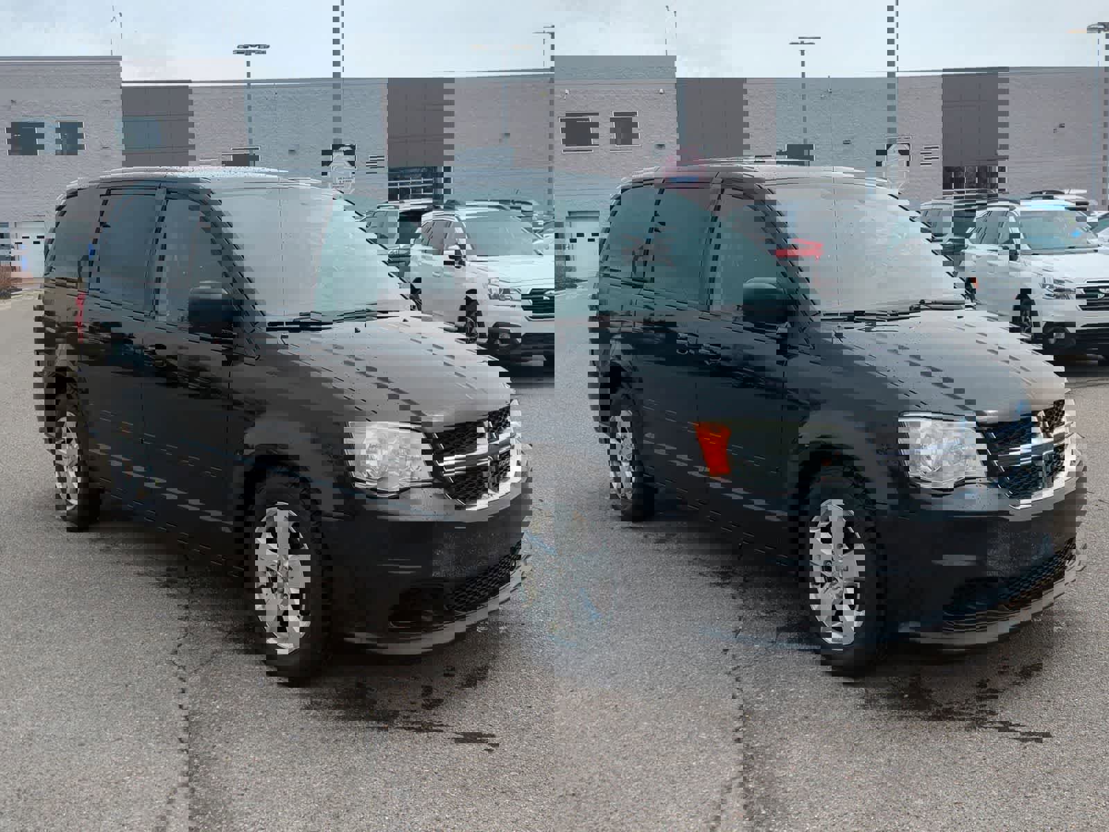 Used 2013 Dodge Grand Caravan SE image 2