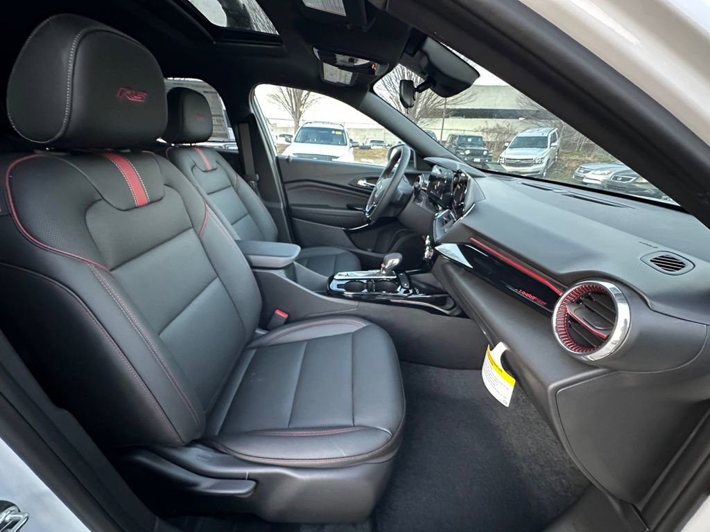 New 2026 Chevrolet Trax RS w/ Sunroof Package image 23