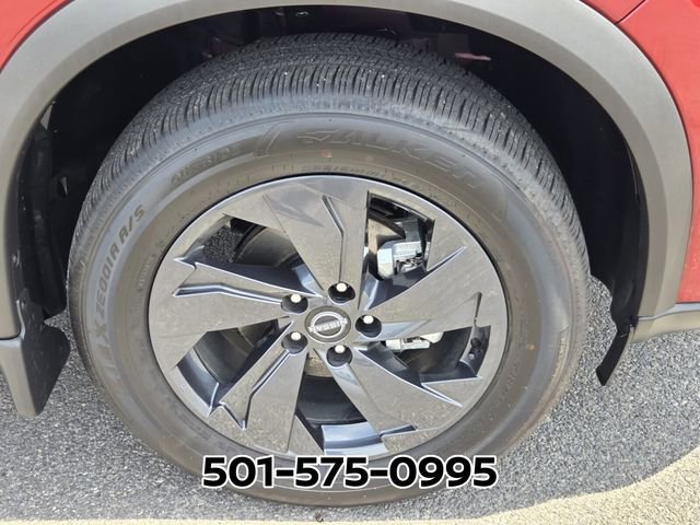 Used 2026 Nissan Rogue SV w/ Cold Weather Package FWD image 17