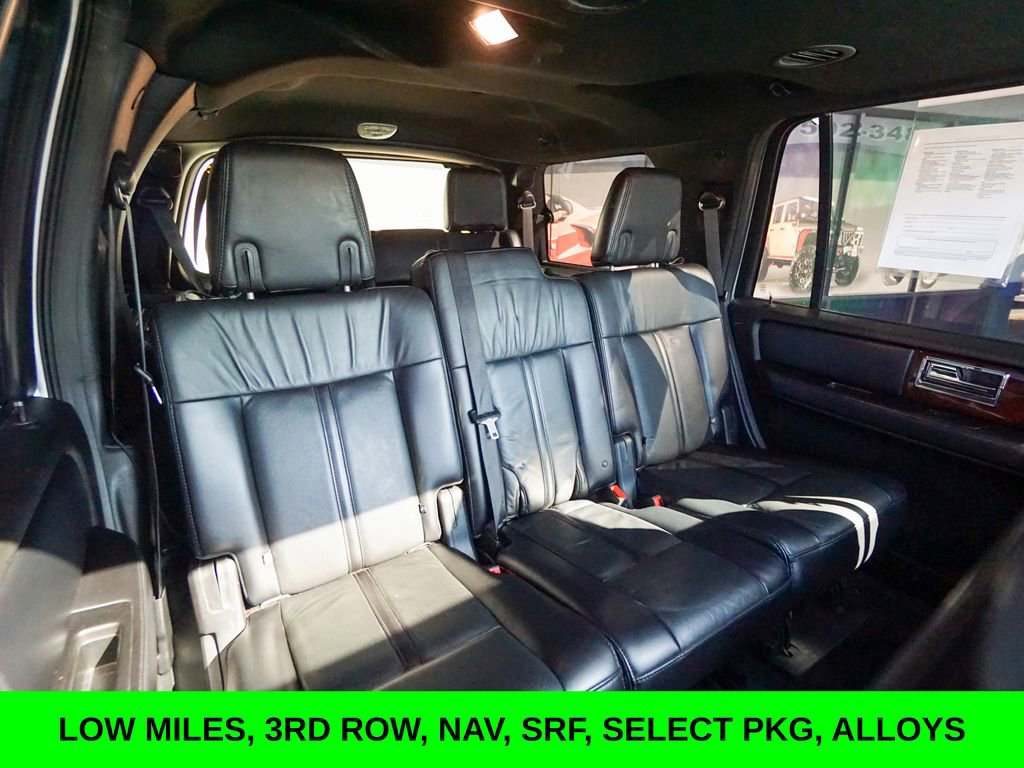Used 2017 Lincoln Navigator Select image 32