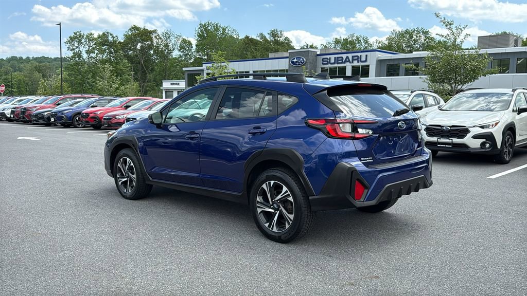 Used 2024 Subaru Crosstrek 2.0i Premium AWD/4WD image 8