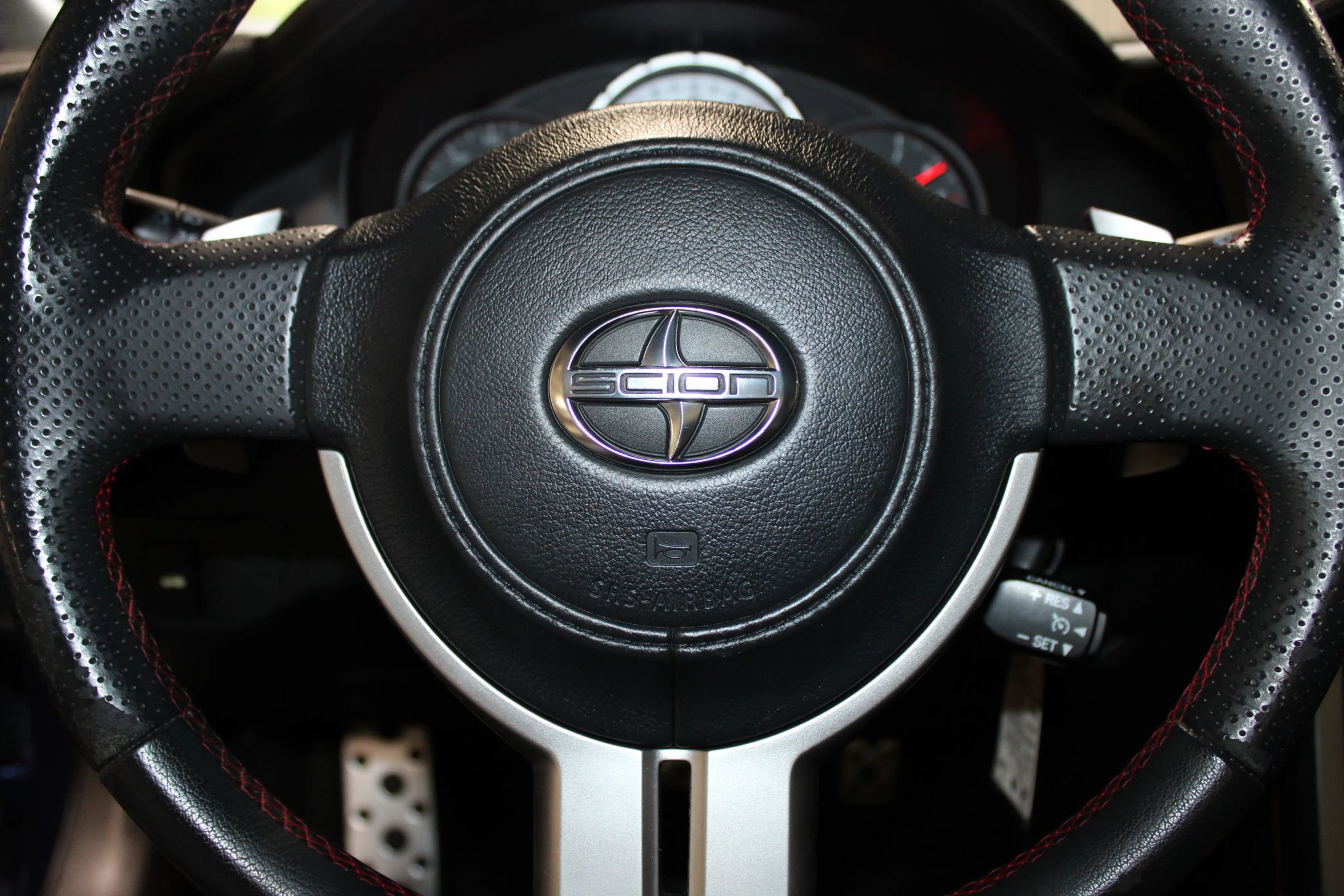 Used 2015 Scion FR-S RWD image 20