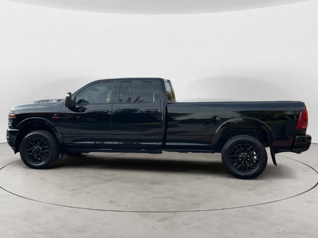 Used 2025 RAM 3500 Limited AWD/4WD image 8