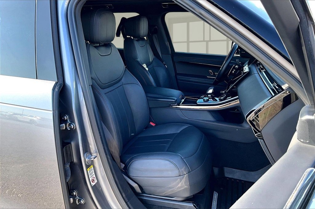 Certified 2023 Land Rover Range Rover Sport SE Dynamic image 7