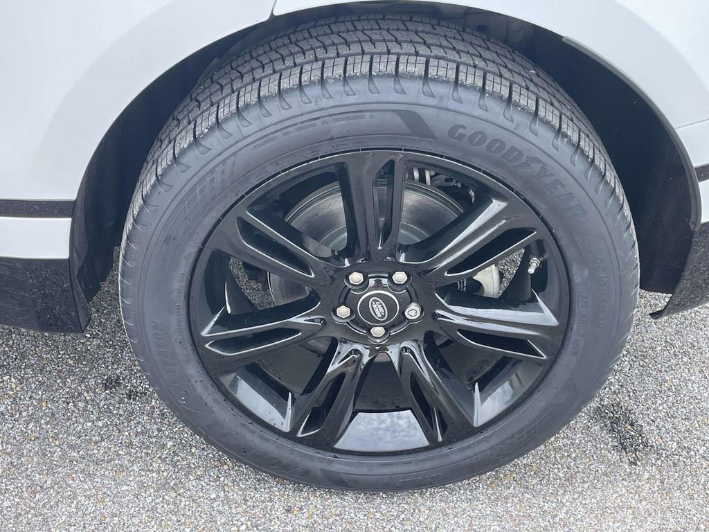 Used 2020 Land Rover Range Rover Velar R-Dynamic S AWD/4WD image 9