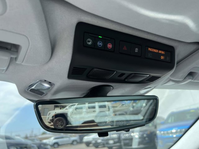 Used 2023 Chevrolet Corvette Stingray Premium Conv w/ 3LT image 31