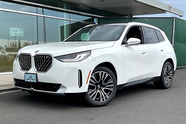New 2025 BMW X3 xDrive30i w/ Convenience Package image 1