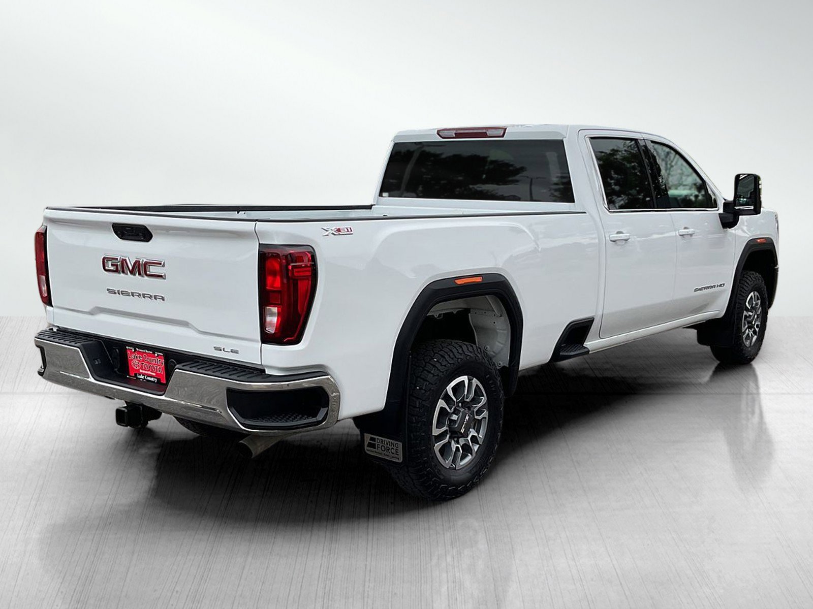Used 2025 GMC Sierra 3500 SLE w/ SLE Convenience Package AWD/4WD image 5