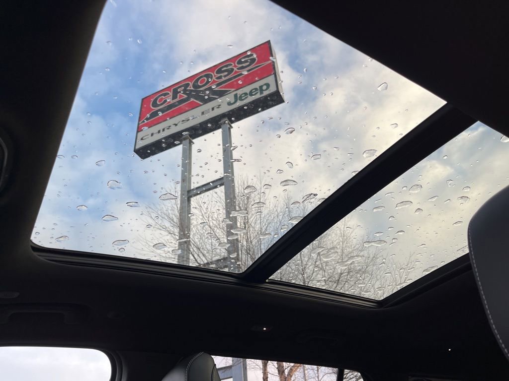 New 2025 Jeep Grand Cherokee L Limited image 28