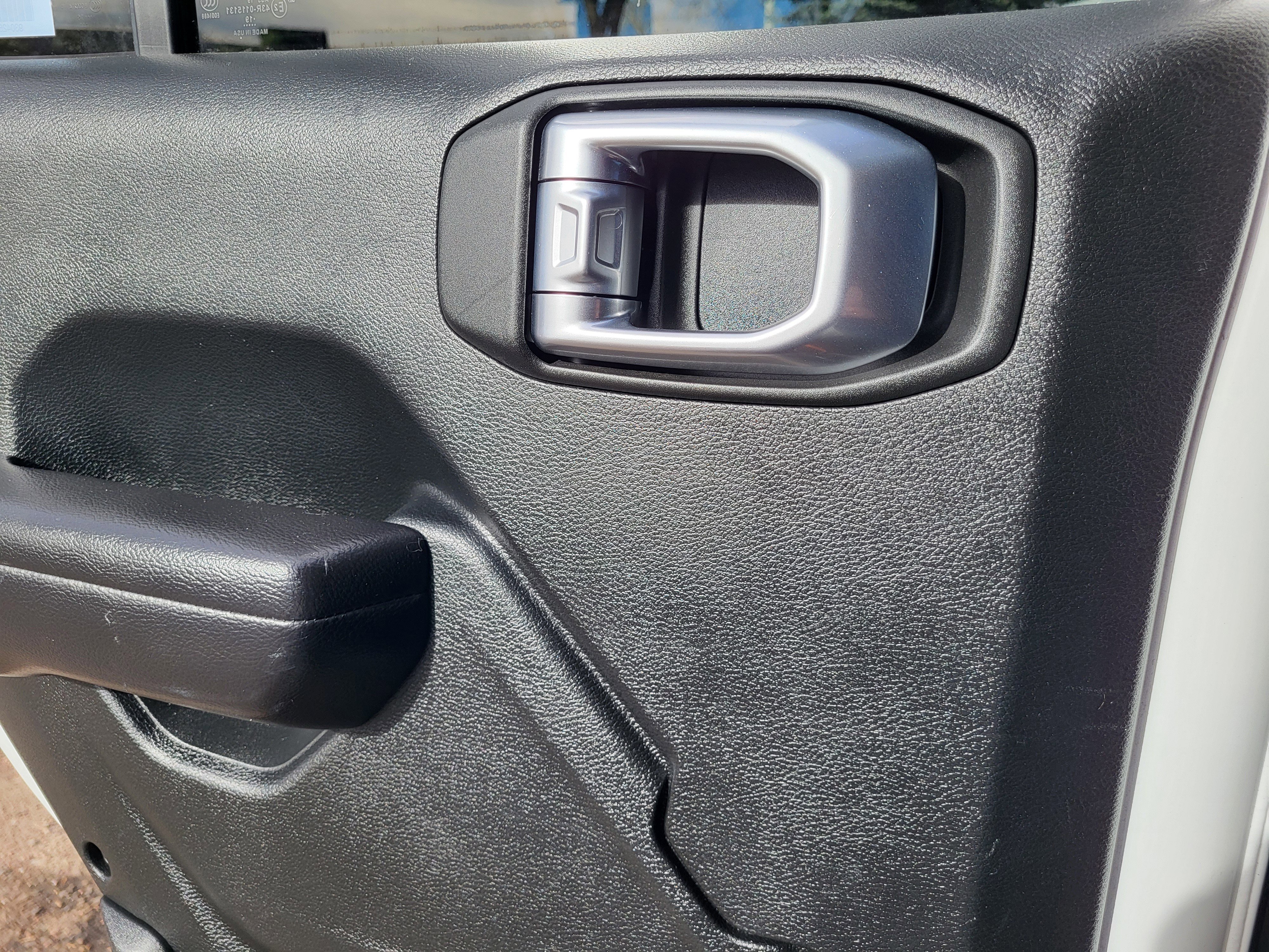 Used 2020 Jeep Gladiator Sport w/ Quick Order Package 24S image 10