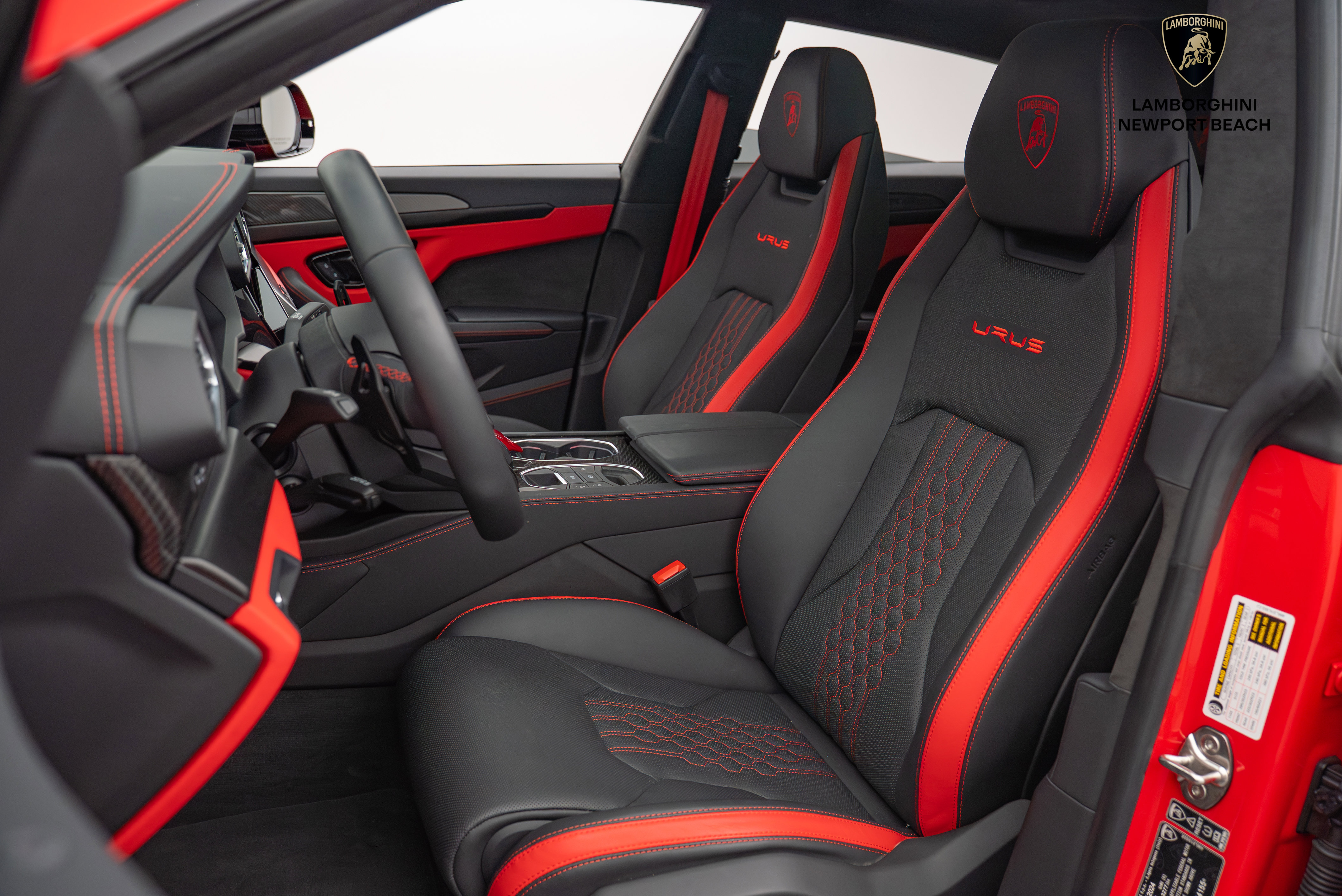 Used 2024 Lamborghini Urus S image 22
