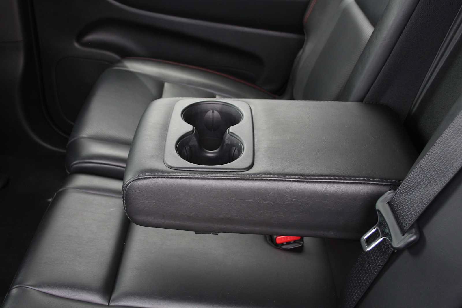 Used 2025 Dodge Durango GT AWD/4WD image 26