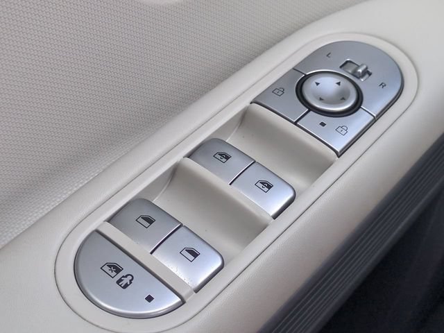 Used 2024 Hyundai Ioniq 5 SEL RWD image 23