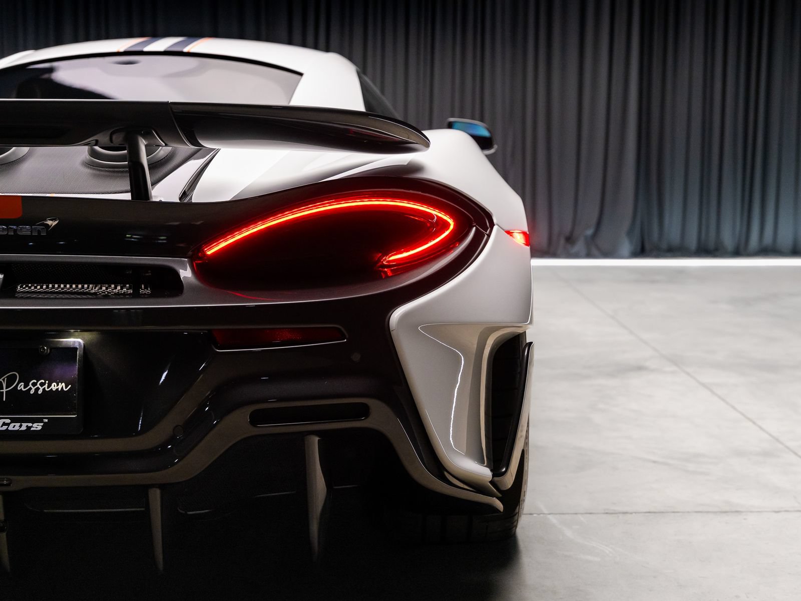 Used 2019 McLaren 600LT RWD image 45