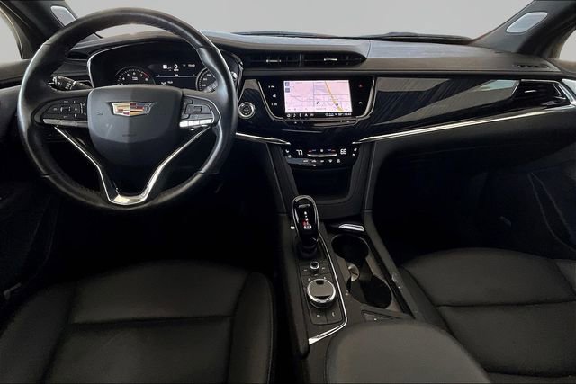 Used 2024 Cadillac XT6 Premium Luxury w/ Technology Package image 7