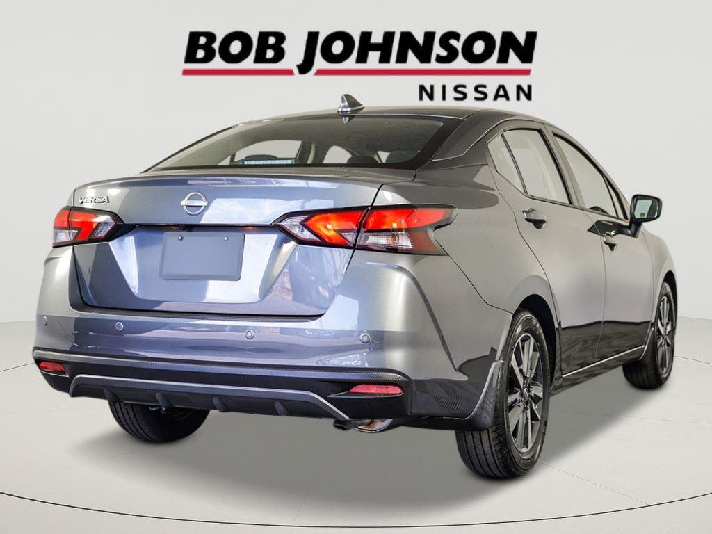 New 2025 Nissan Versa SV w/ Trunk Package FWD image 2