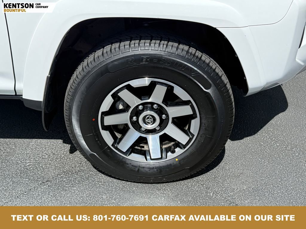 Used 2024 Toyota 4Runner TRD Off-Road image 15