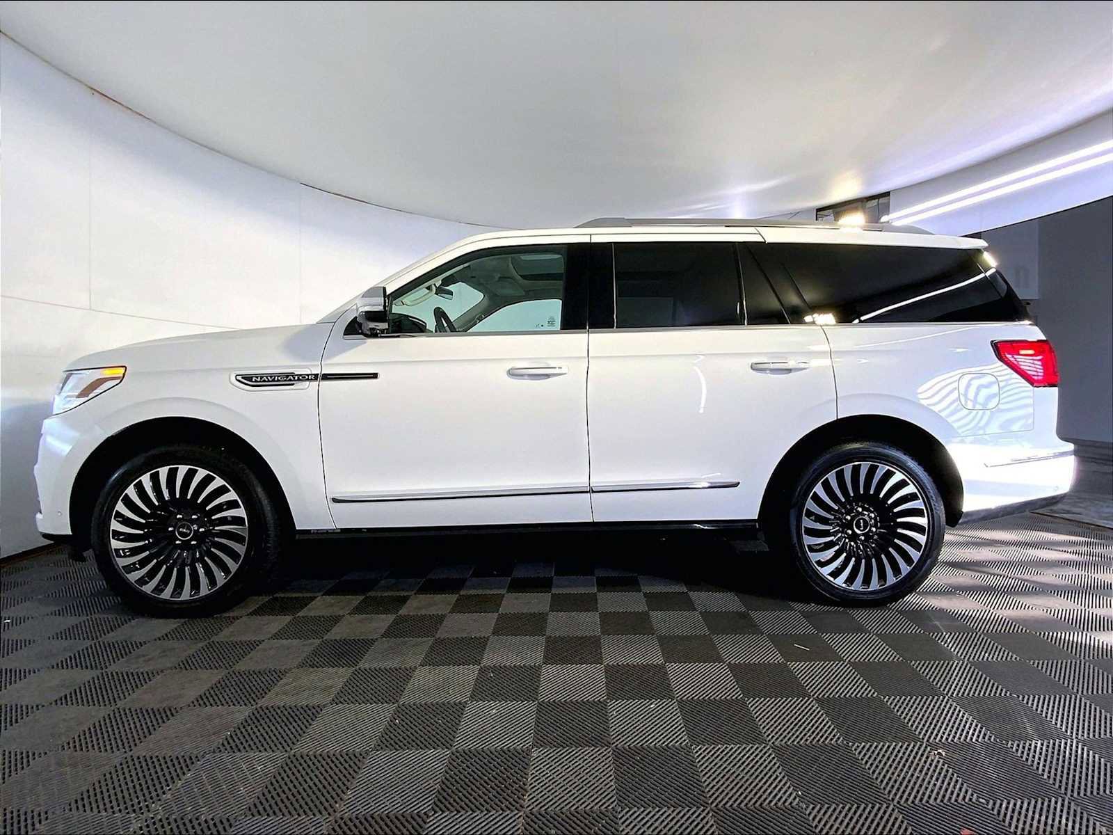 Used 2021 Lincoln Navigator Black Label AWD/4WD video 2