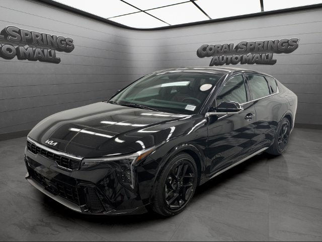Certified 2025 Kia K4 GT-Line Turbo FWD image 3