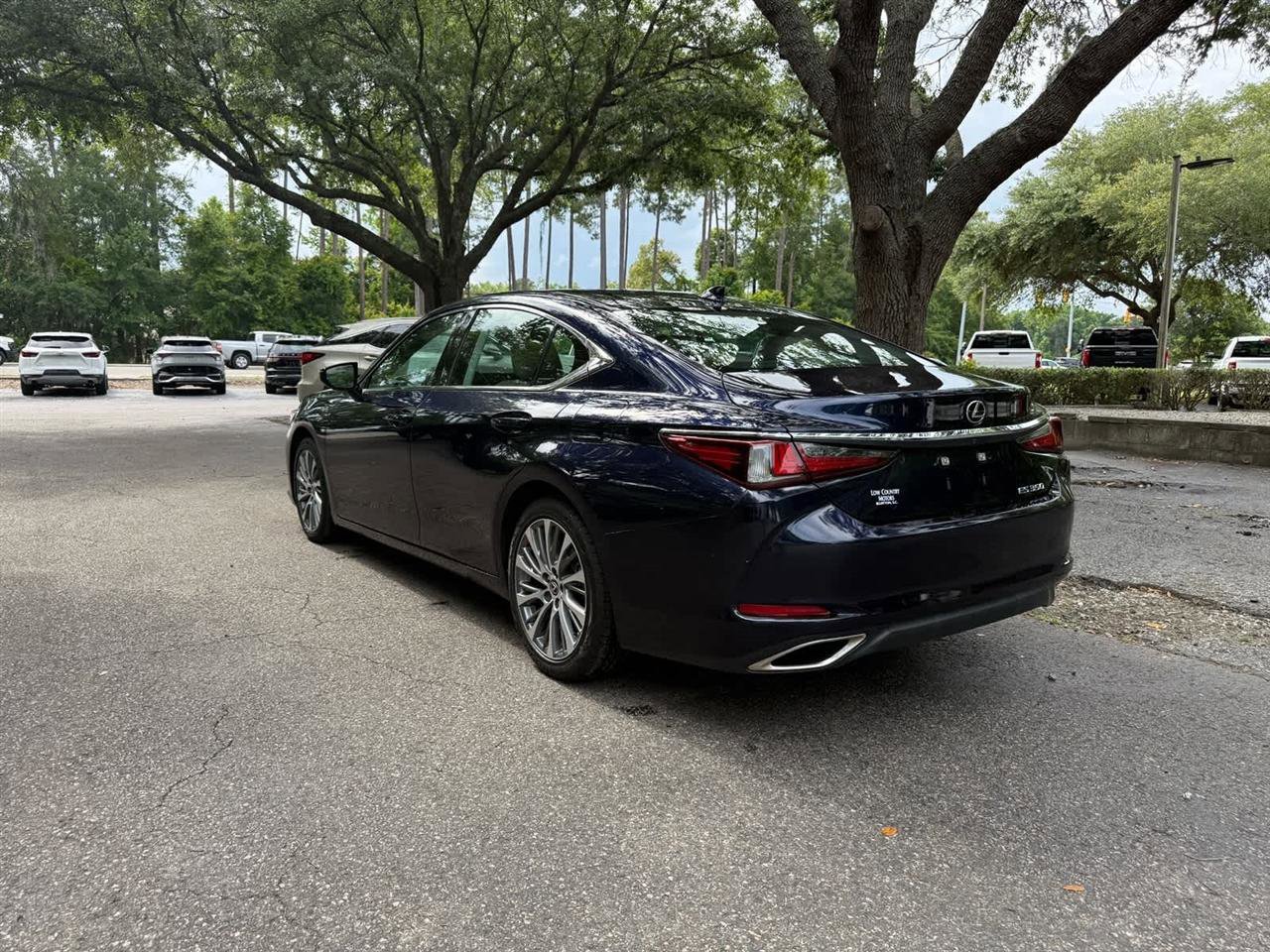 Used 2021 Lexus ES 350 w/ Premium Package FWD image 7