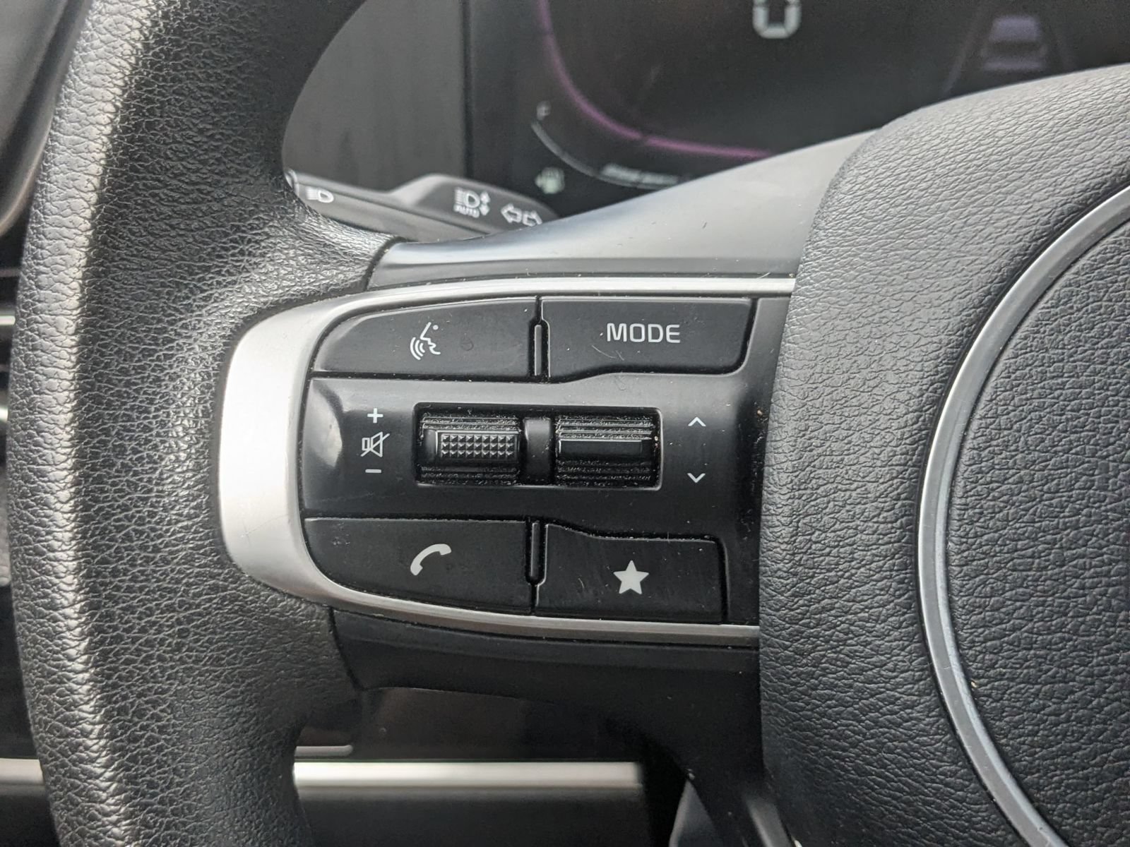Used 2024 Kia Sportage LX FWD image 16